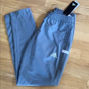 Adidas woven pant S